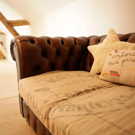 Daire Le Grand Lore *